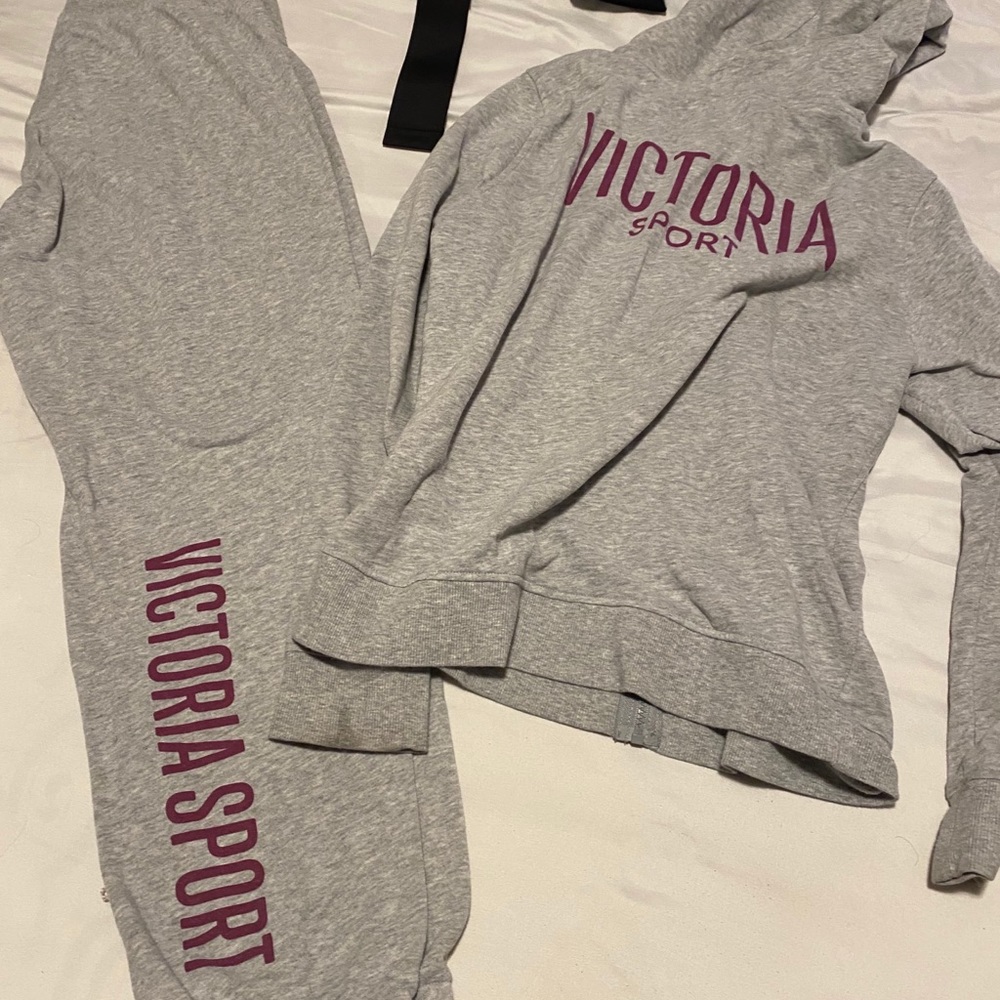VS Sport Jogger Set